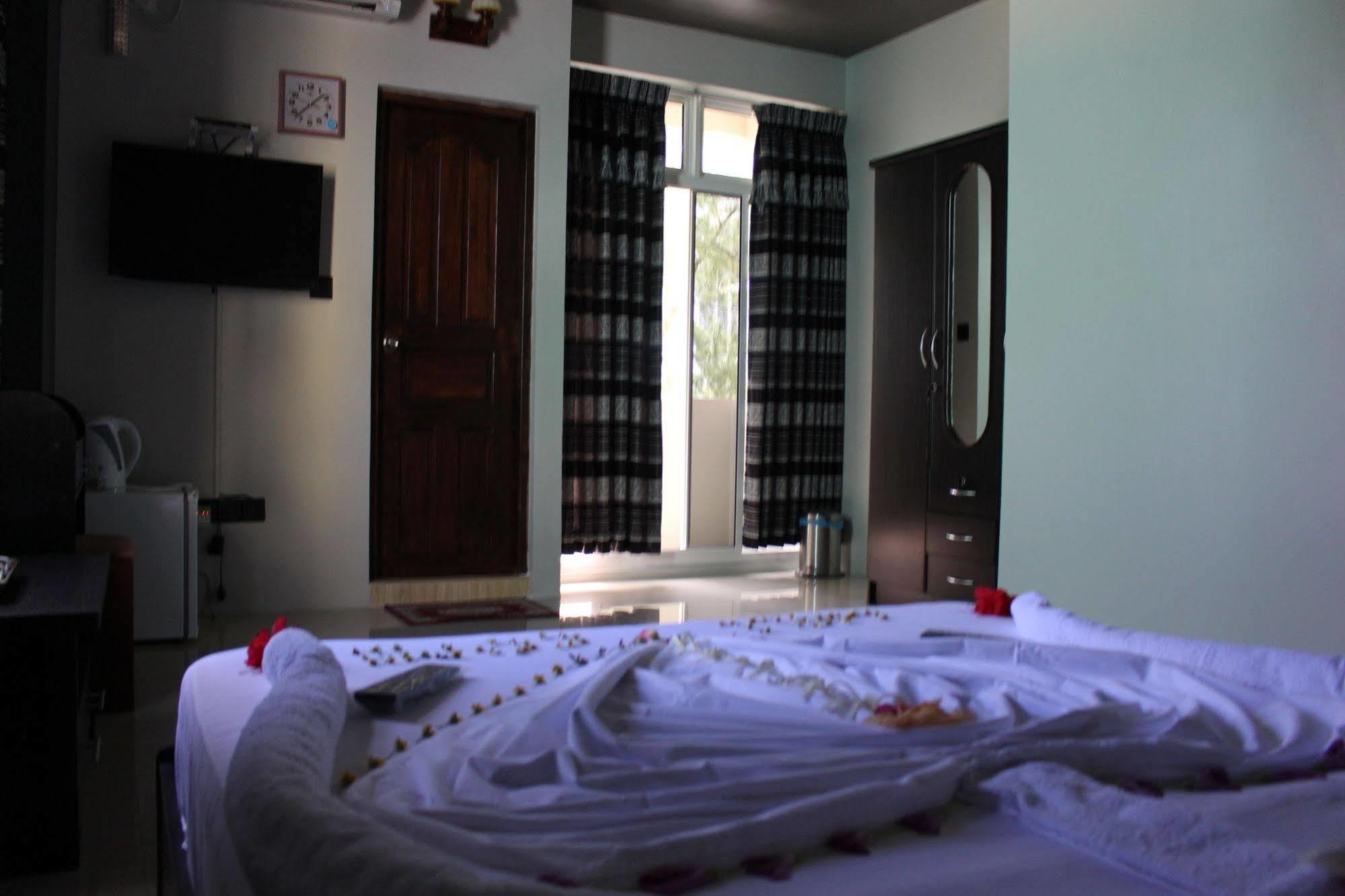 Dream Relax Hotel Hulhumale Exterior foto