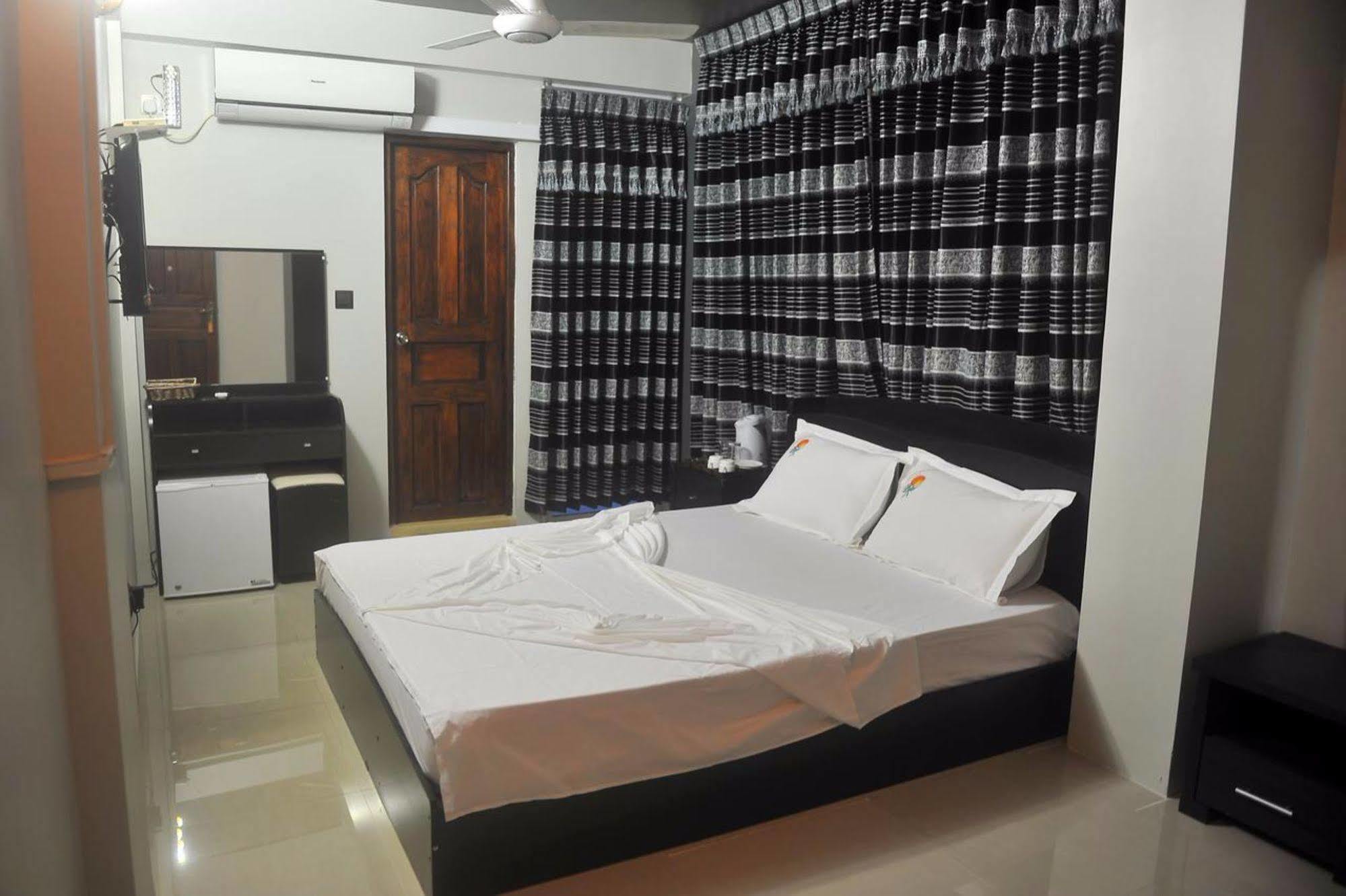 Dream Relax Hotel Hulhumale Exterior foto